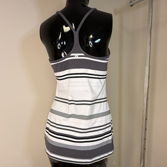 Lululemon Cool Racerback Bra Tank Parallel Stripe Gray/Black/White Size 8 - Picture 2 of 6